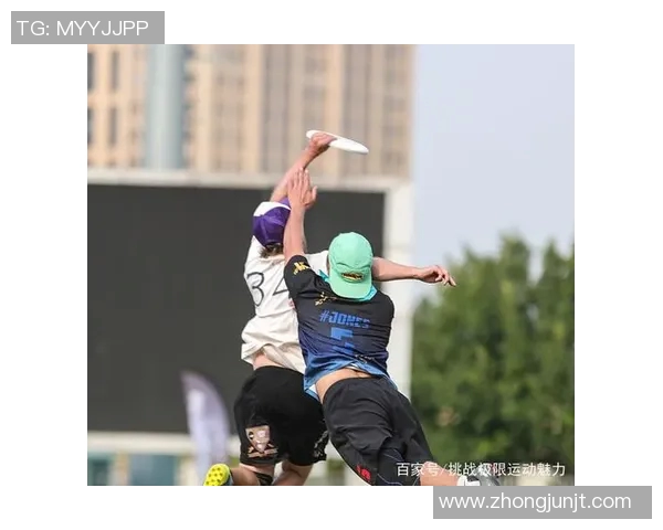 成都飞盘队在极限运动联赛中的默契配合与战术分析